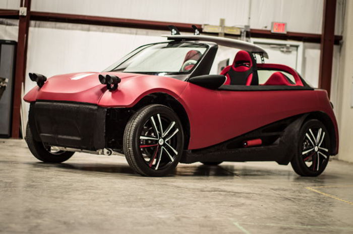 LM3D Swim, el coche eléctrico autónomo impreso en 3D de Local Motors