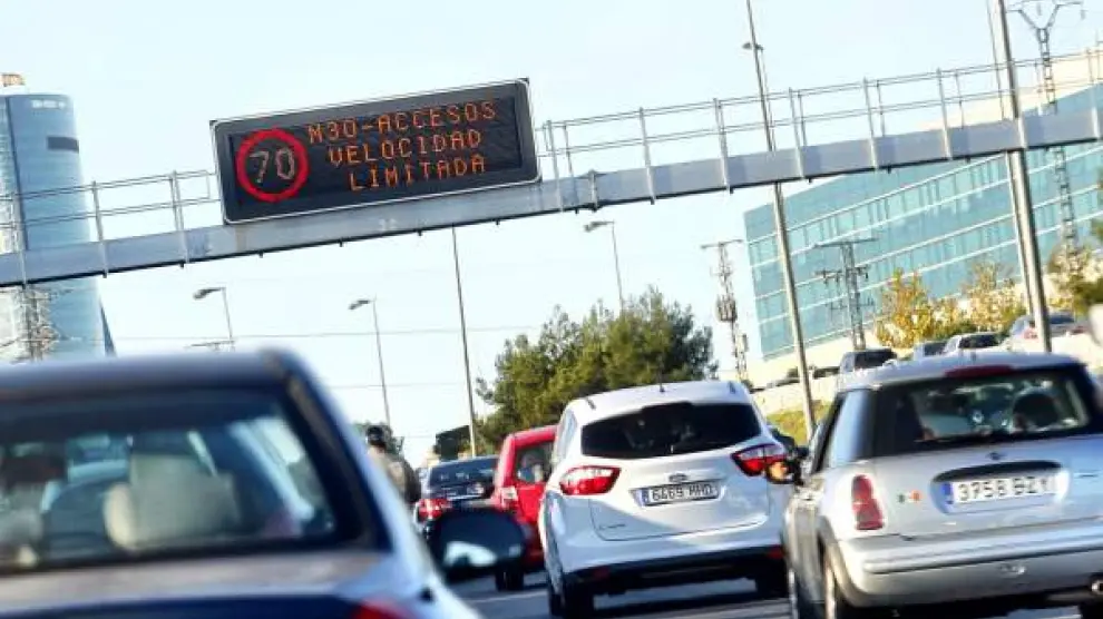 IA al volante: Cataluña estrena la primera autopista inteligente de España que adapta sus límites de velocidad en tiempo real